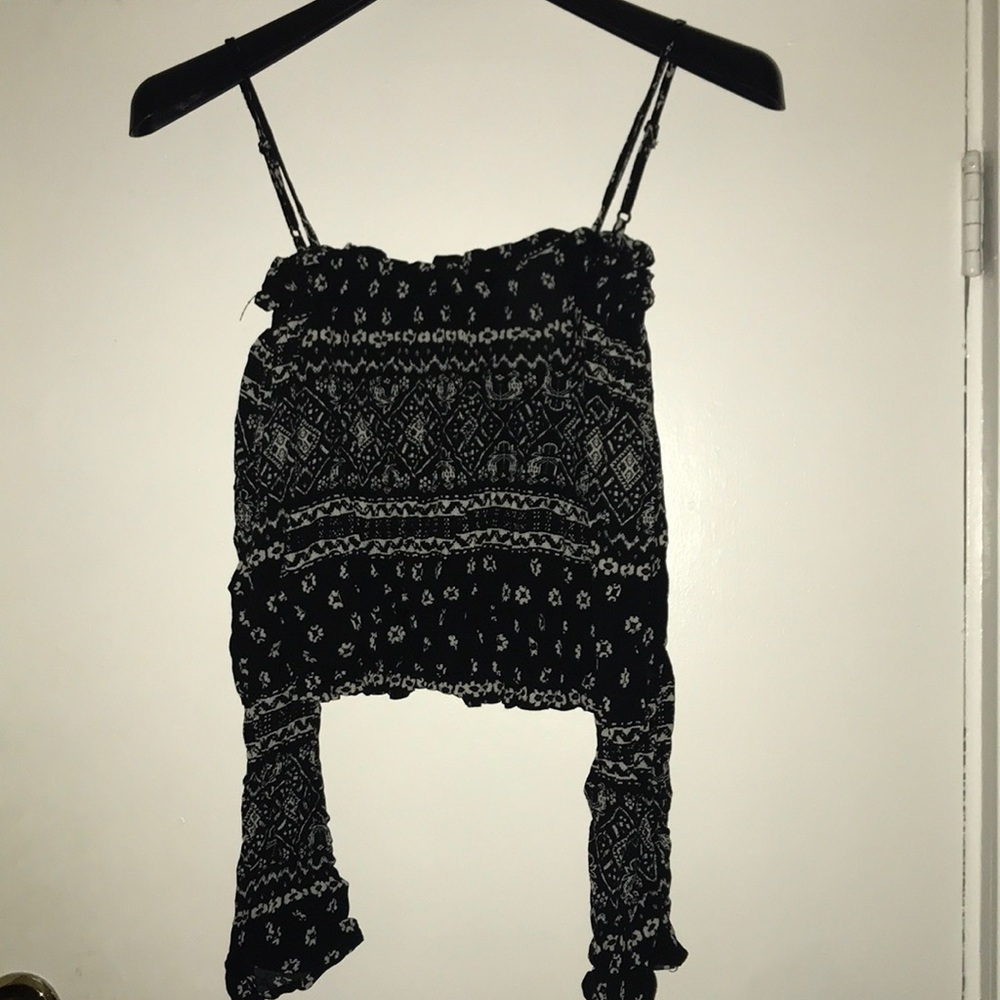 Women’s LA Hearts Long Sleeve Crop Top - SZ M